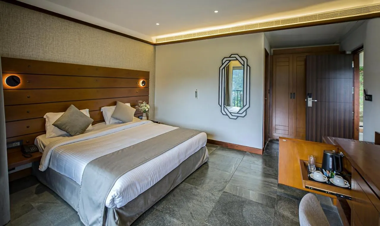 Hotel Pleasance Thekkady
